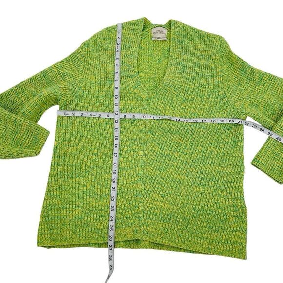 Urban Outfitters oversized bright green sweater size small - Picture 4 of 6